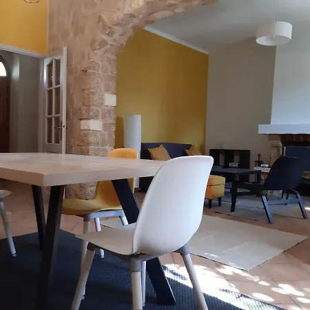 Piscine 3 Chambres-centre A Pied- 9 Couchages Avignon