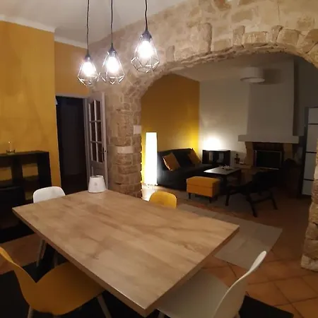 Villa Piscine 3 Chambres-centre A Pied- 9 Couchages *